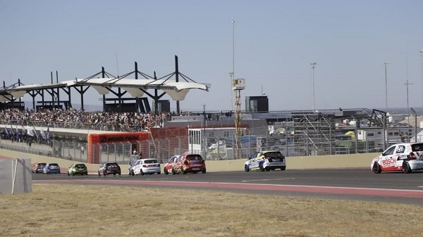 Buen domingo del TN y Turismo Carretera 2000 en el Circuito San Juan Villicum